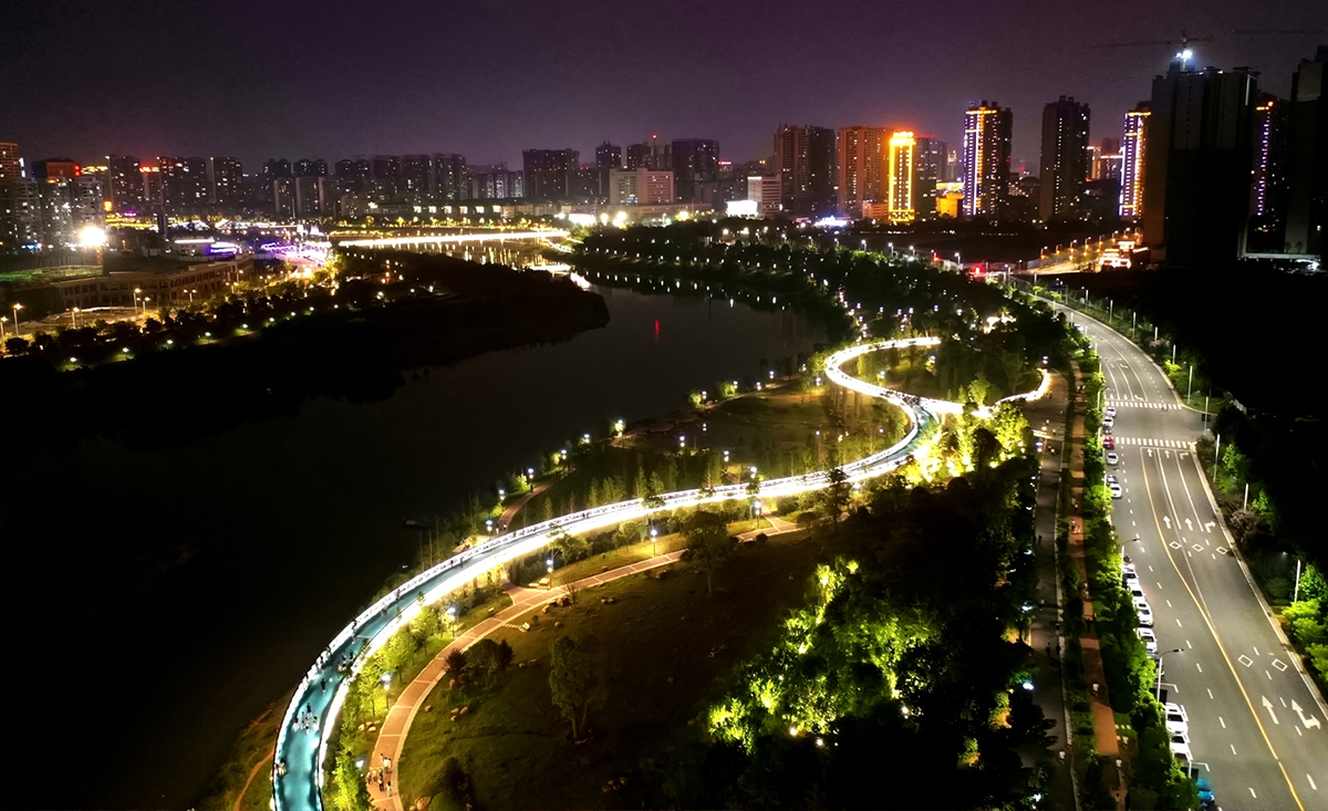 衡阳市蒸水东堤风光带景观照明